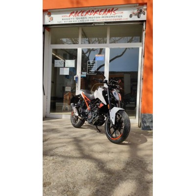 KTM Duke 125 ABS